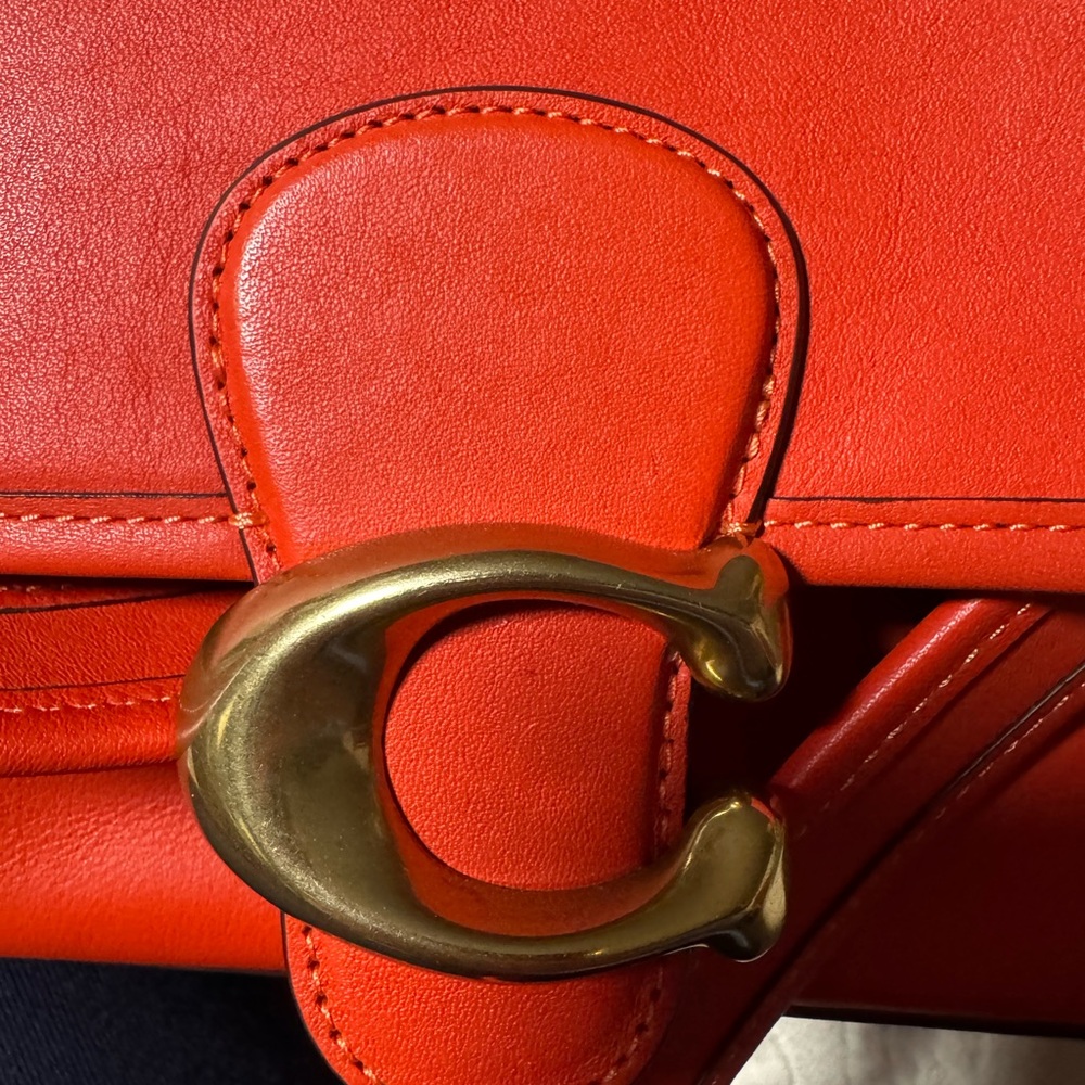 Coach Tabby in orange soft leather - Picture 15 of 16